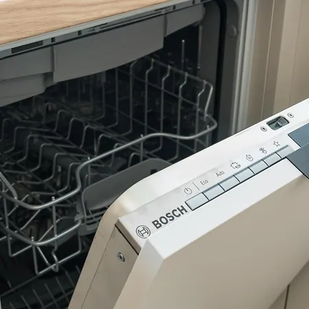 Apartment Wilanow Sarmacka With Garden By Bookinghost