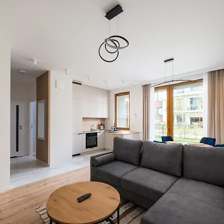 Wilanow Sarmacka With Garden Apartment Warsaw