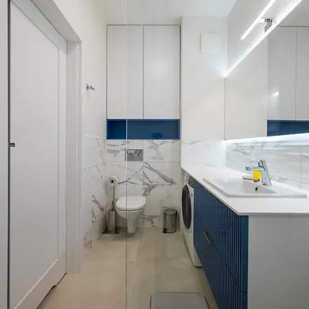 Wilanow Sarmacka With Garden By Bookinghost * 바르샤바