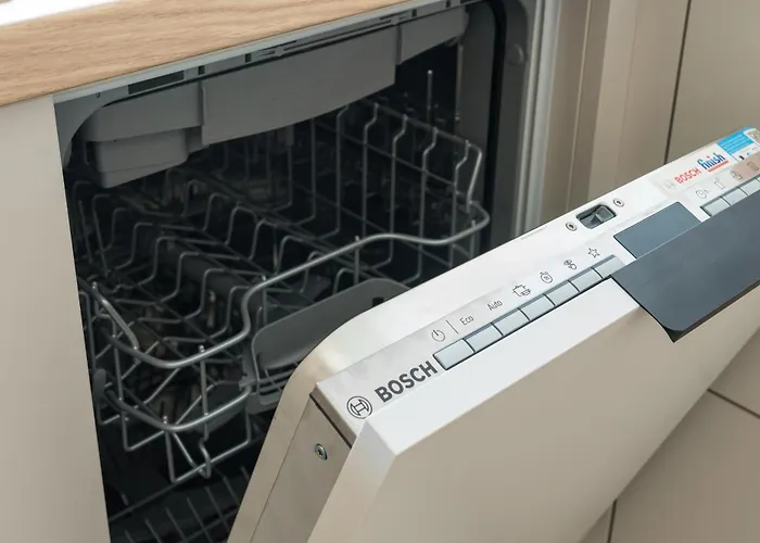 Apartment Wilanow Sarmacka With Garden By Bookinghost