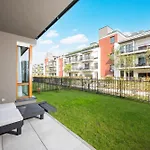 Wilanow Sarmacka With Garden By Bookinghost Apartmán